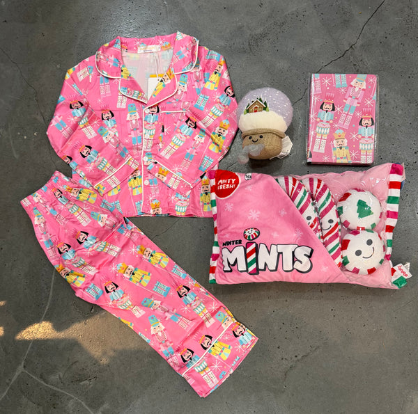 Tweenstyle by Stoopher - Wooden Soldiers Silky Loungewear Set