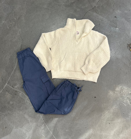 Love Daisy - Quarter Zip Sweater